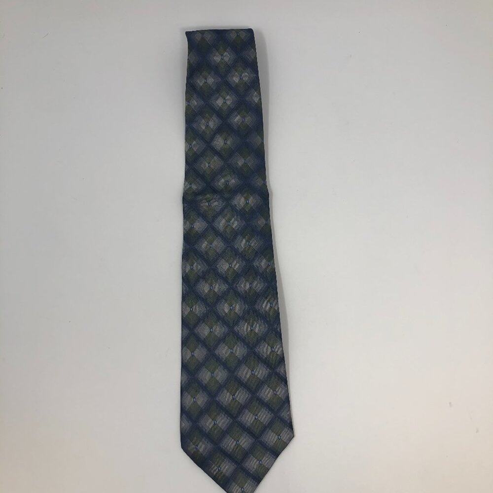 Van Heusen 100% silk tie, 60” long and 4” wide, blue and silver geometric